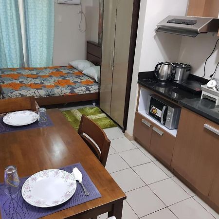 Heart Of The City Studio With Balcony Davao City Eksteriør billede